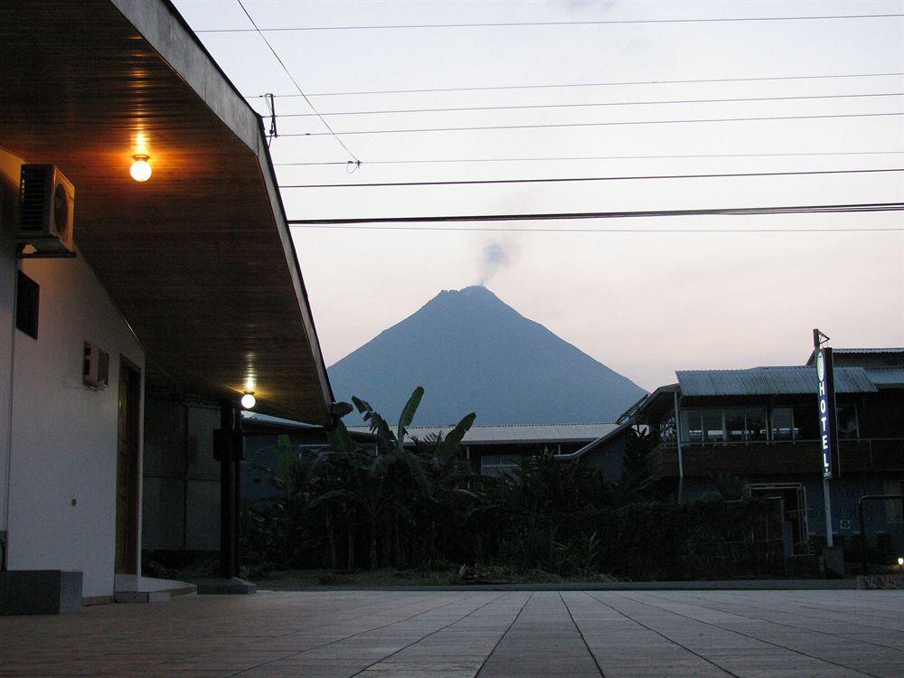 Hotel El Volcan La Fortuna Екстериор снимка